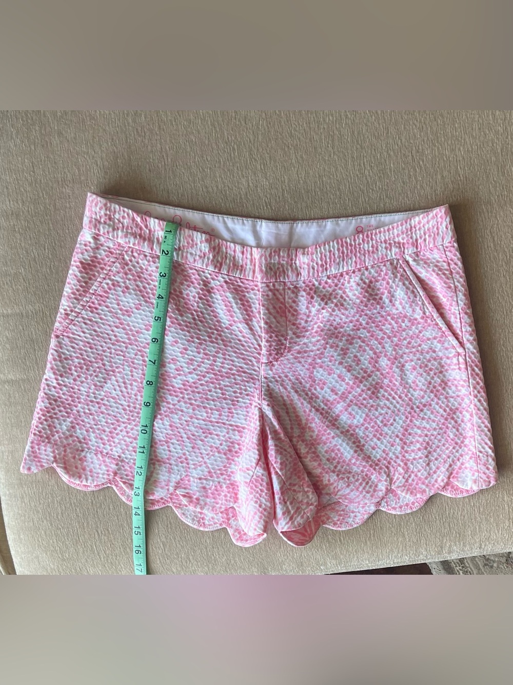 Lilly Pulitzer Pink Printed Scallop-Trim Shorts - Picture 2 of 7